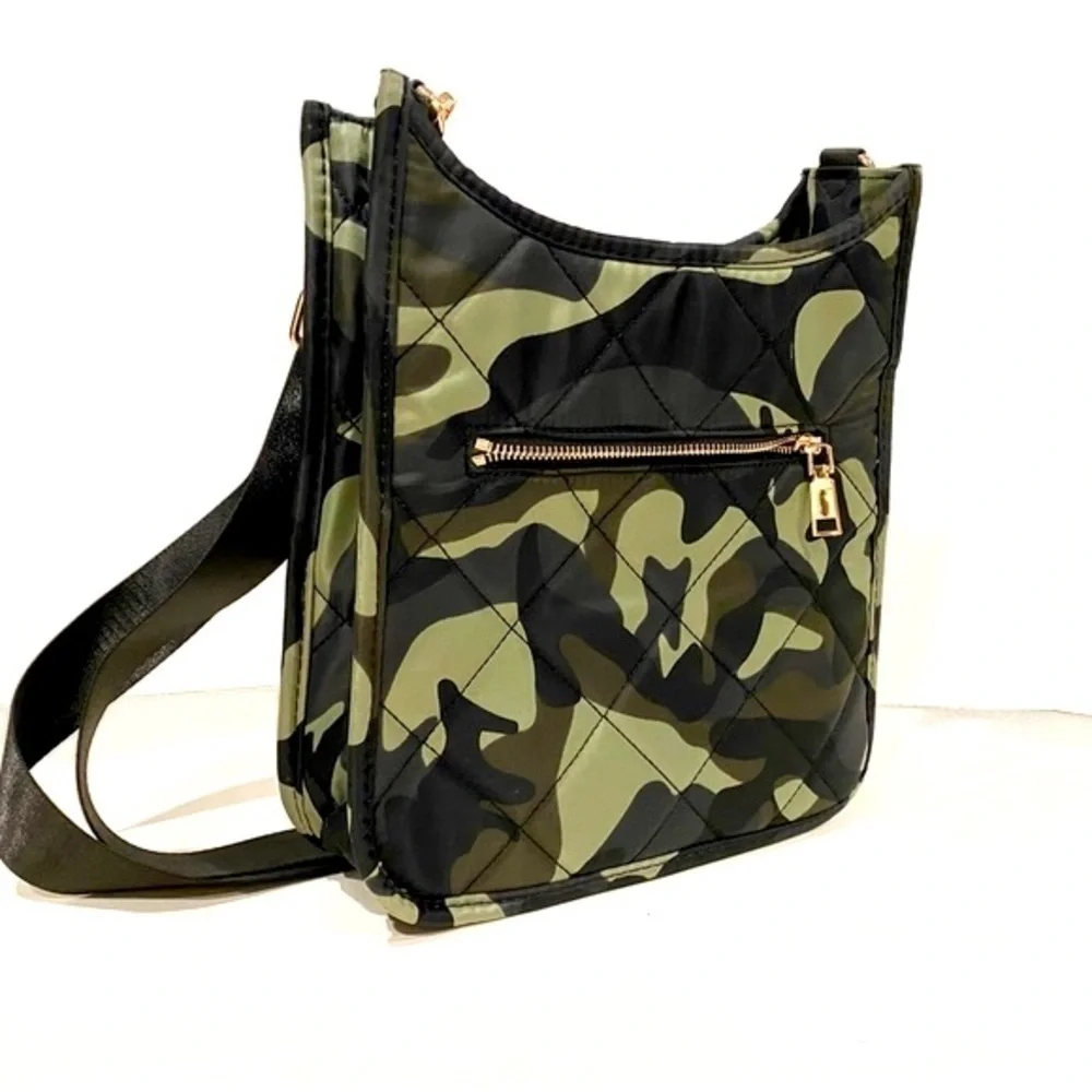 LIKE NEW — Mix No. 6 Margo Camouflage print Crossbody Bag